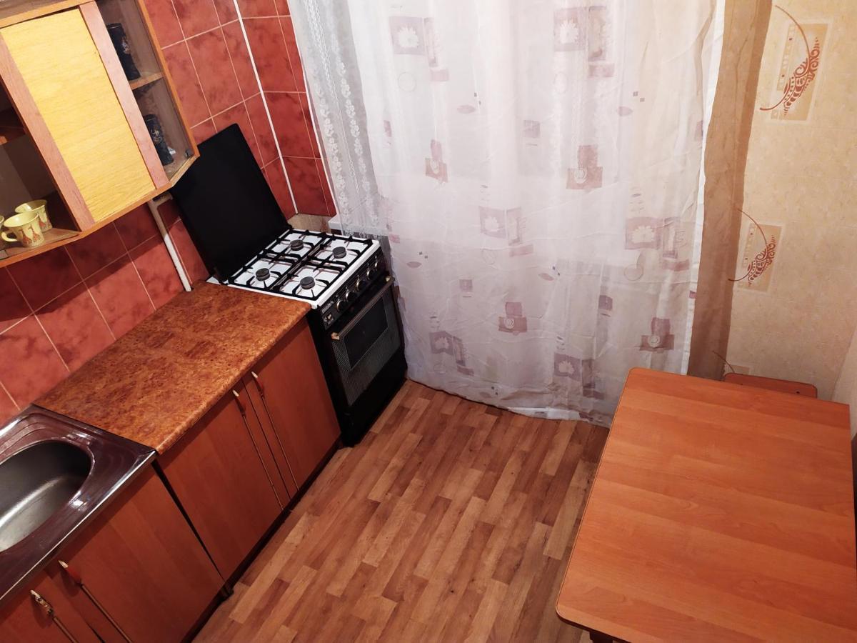 Новоместинская центр квартира посуточно Сумы Экстерьер фото